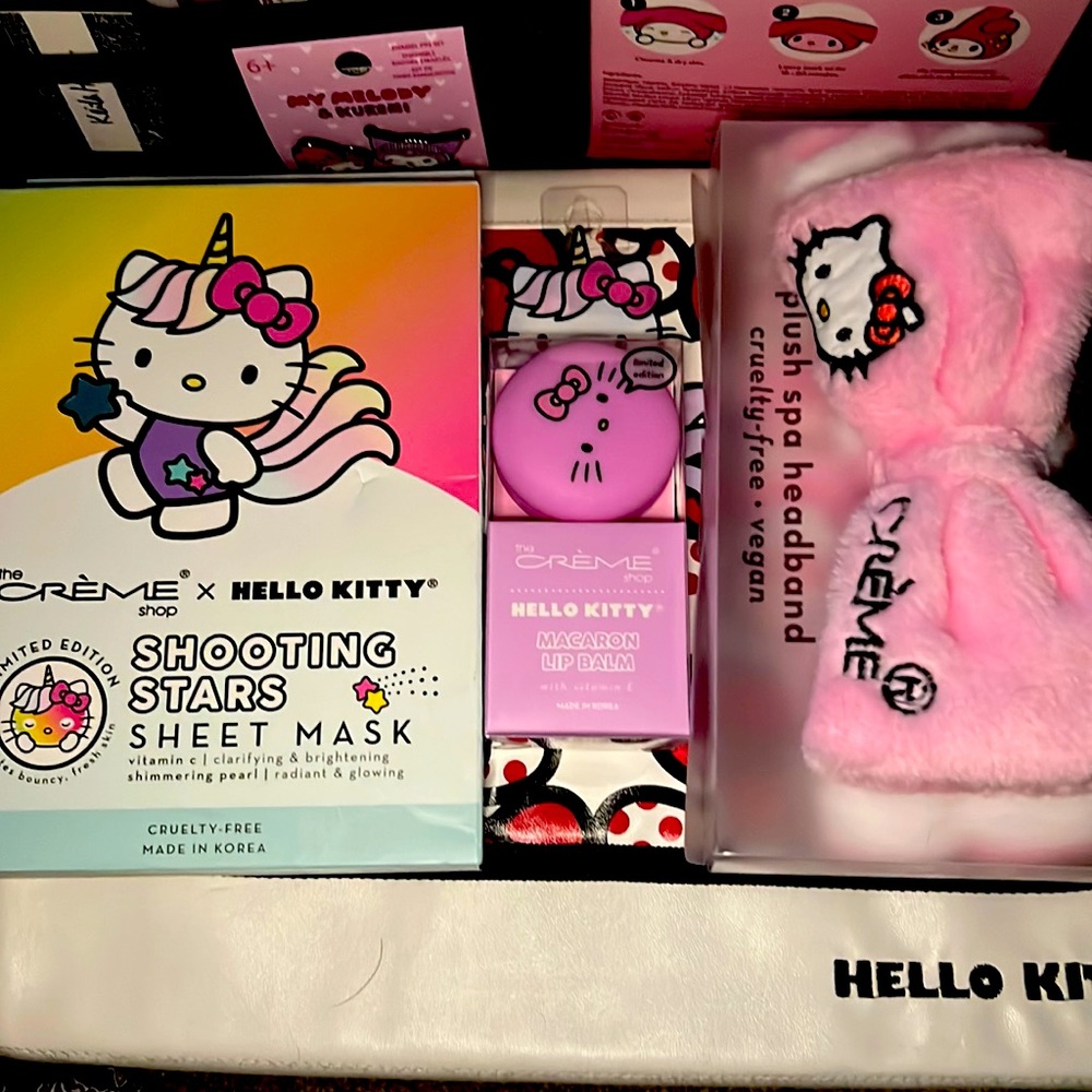 Hello kitty unicorn  spa day bundle!!!